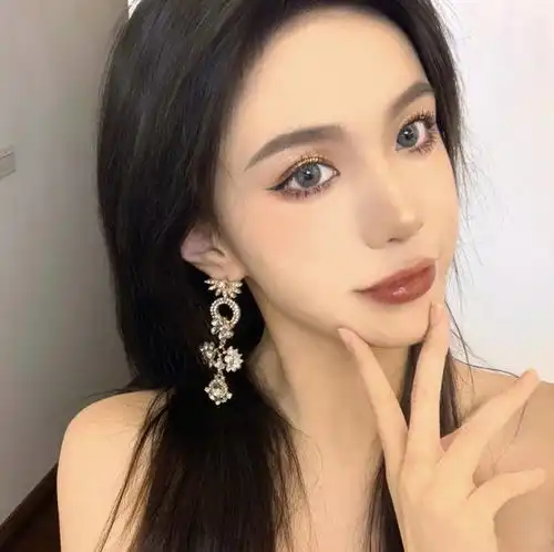 香奈儿值得入手的几个色号,每一款都很显白,黄黑皮涂上也很好看