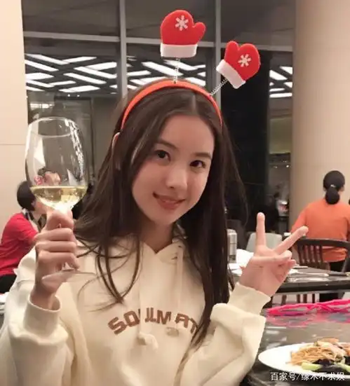 28岁陈都灵长月烬明再当女配,从女主成配角,原因很扎心