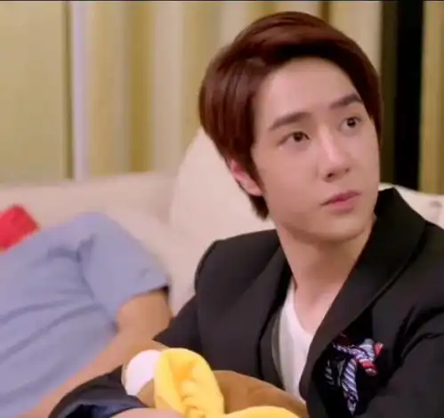 人间至味是清欢富二代故意离家出走,没想到竟赖在美女家里不走,看来这富二代坠入爱河了