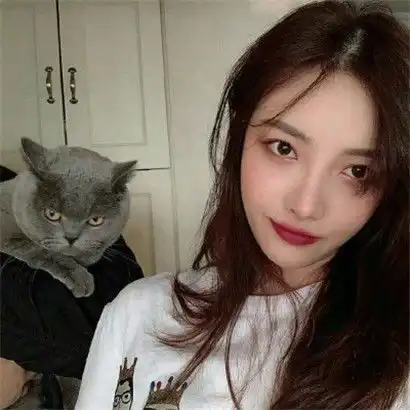 超拽女生头像不露脸爱我