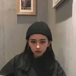 潮流2020女生头像高冷帅气女图