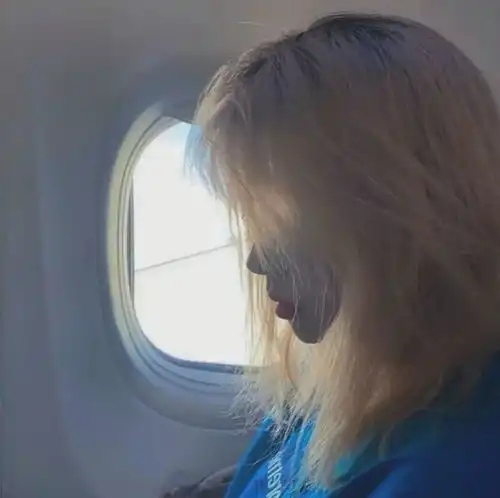 不露脸女生头像占有欲太强的人总会被嫌弃