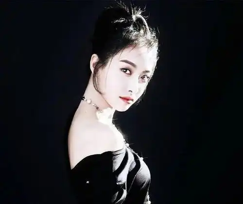 8位金鹰女神热力角逐,宋茜谭松韵不分伯仲,虞书欣有爆冷潜质