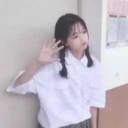 女孩来大姨妈,3个动作痛经加重,不改当心影响生育哟