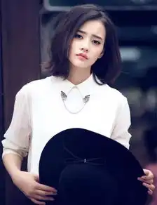 各位亲们,谁知这张图片中的人是谁谢谢了亲们有知道的可以告诉我