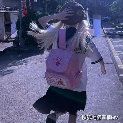 不露脸女生头像小清新2021可爱女生不露脸头像图片