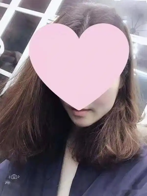 可爱小女孩头像大眼睛窈