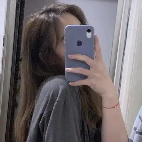手机对镜自拍挡脸头像