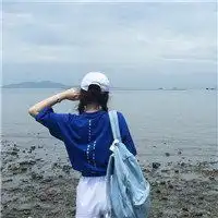 帅气女生头像背影戴帽微信头像图片大全