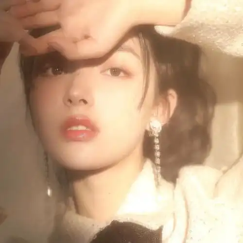 卖萌美女头像图片大全张