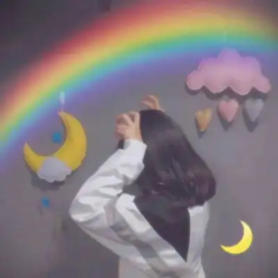 网图女生头像真人背影