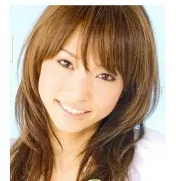 2013女生烫发发型图片2