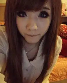 哪位美女愿意把你的照片借我作为头像谢谢