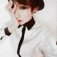 女生头像成熟唯美头像图