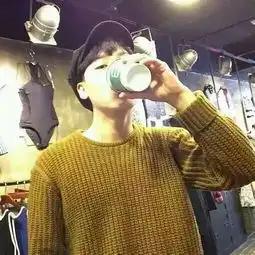 男生真人头像不露正脸