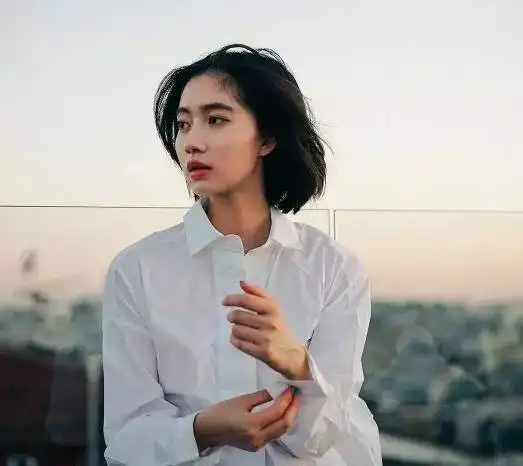 这么酸倒牙的甜言蜜语,说给爱人听