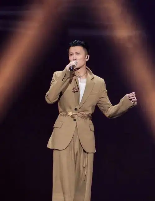 西装女装图片头像图片谢