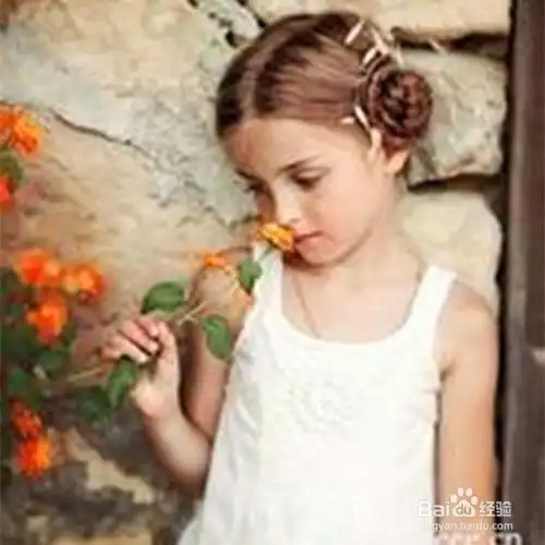 年轻爸爸如何给女儿设计发型