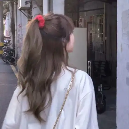 清澈女头丨风说
