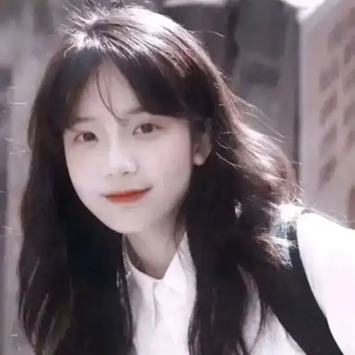 山野万里你是我藏在微风中的欢喜头像