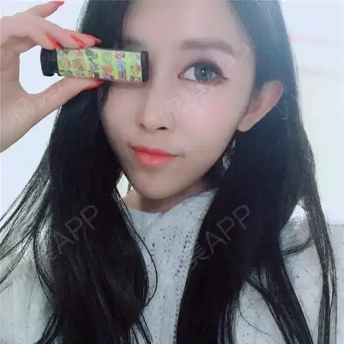 最近拍了一组日系的照片,娃娃的特征就是眼睛大,没有...眼综合悦美整形