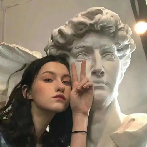 ins头像女生喜欢什么样的恋爱模式