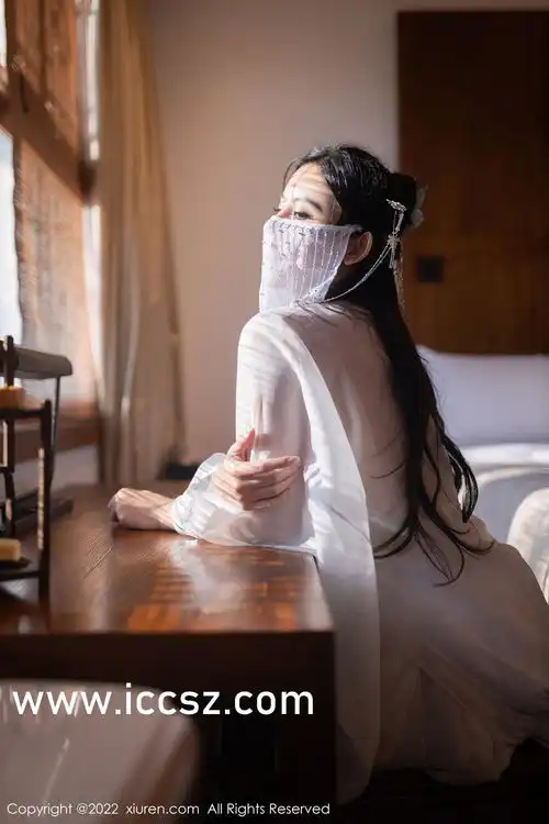 坐着学长硬硬的上面写作业邮币网