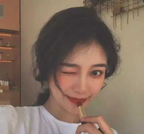 女生头像你是深海,我愿溺亡