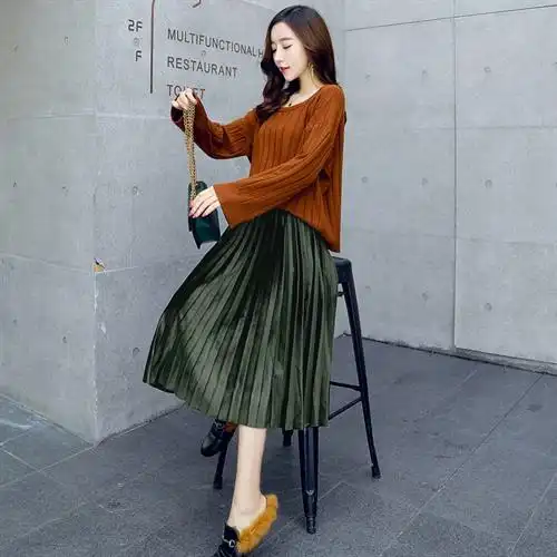 毛衣搭配半身裙套装,时尚又显瘦,优雅有女人味