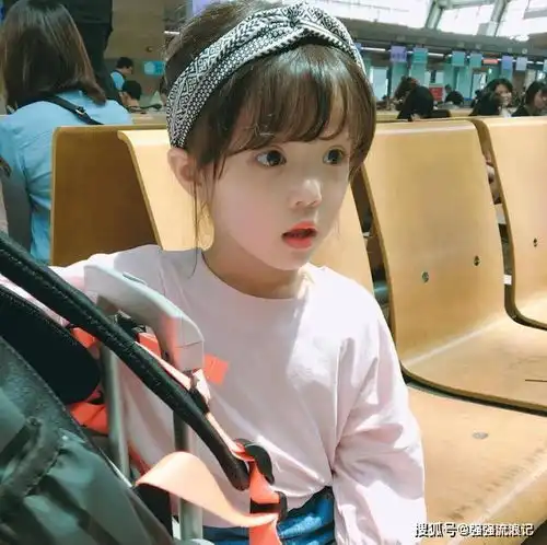 想要孩子长大有出息儿养三气,女养三容,培养方式各不相同