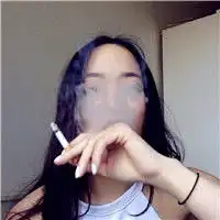和一些人的关系也变了欧美头像女生霸气冷艳抽烟