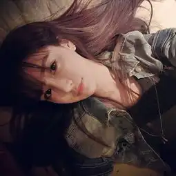 自信女生qq图片万般可怜只因一厢情愿