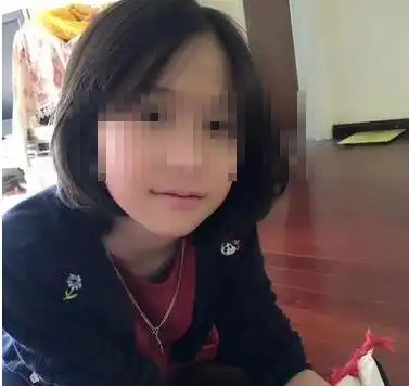 13岁头像女生一个人多张