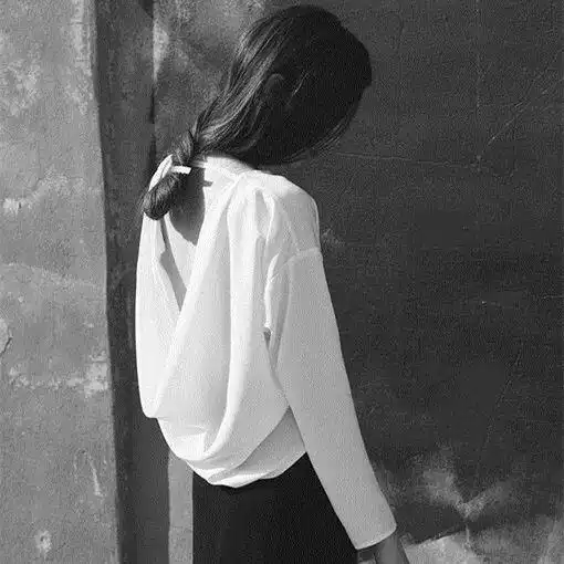 46岁贾静雯自揭伤疤离过婚的女人,活得有多爽