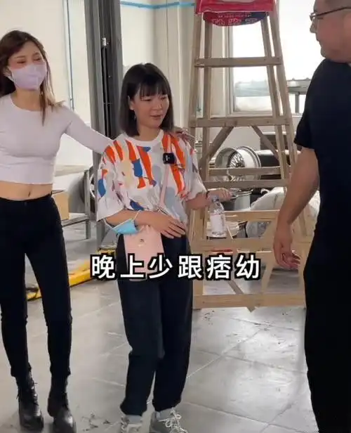 两大千万网红美女的cp爱情戏码,是官宣恋情还是刻意炒作