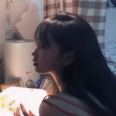 林弦可爱气质女头不是双向的女生头像我要个性网