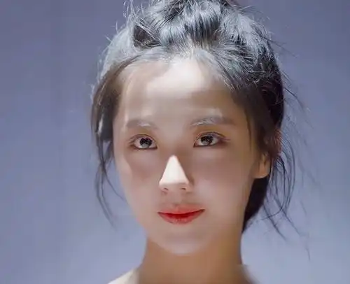 硬糖少女测试说唱郑乃馨可爱,王艺瑾获老师点赞,张艺凡厉害了