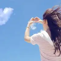成熟优雅的女生头像
