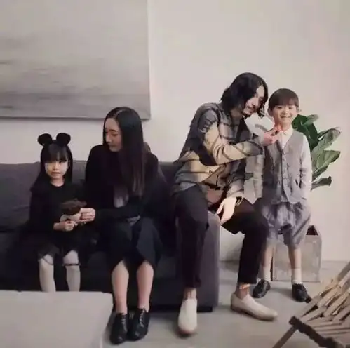 95后用带着甜味儿的白房子征服了杭州,你还在家yy民宿梦