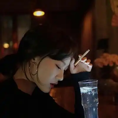 伤感女头海底月捞不起,心上人不qq女生头像我要个性网