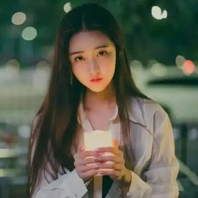 一辈子攒不住钱的三大生肖女,挣一个花两个,幸亏晚年不缺钱