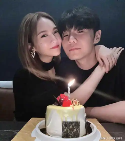 杨丞琳39岁仍似少女,李荣浩9年宠娇妻,为其庆生好生羡慕