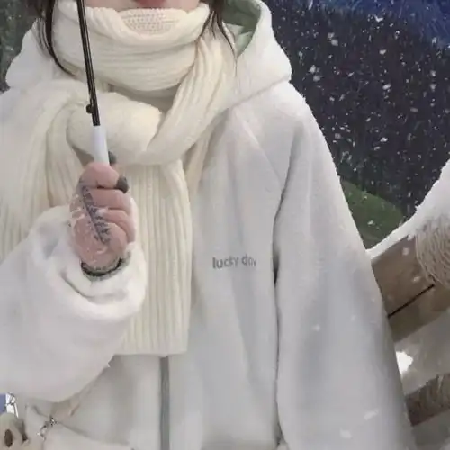 女生头像大约在冬季适合冬天的头像