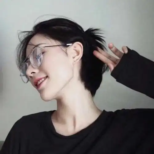 唯美带花女生头像在意