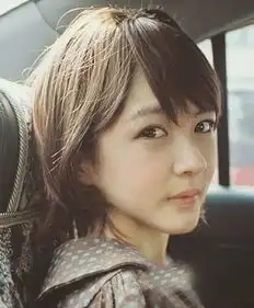 2012秋冬最新短发发型图片时尚个性短发打造娇俏女人味