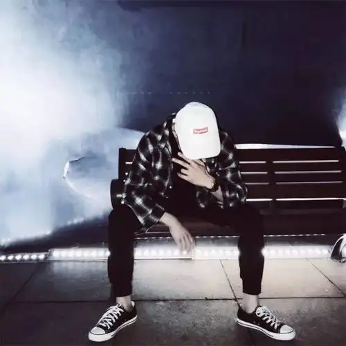 恋爱这种事情,谁先喜欢就已经输了