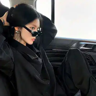 头像吸引女生的头像女孩