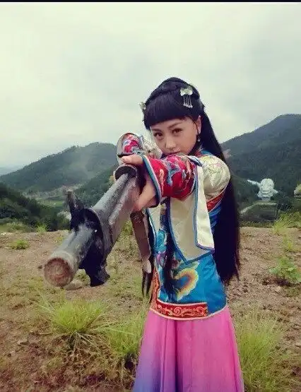 赵丽颖李小璐宋茜私照就爱瞪大眼睛卖萌