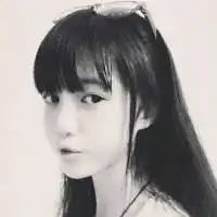 女生白色简约头像qq头像