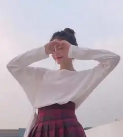 单纯的姑娘才会有的特点,超准,有一点心机都装不出来